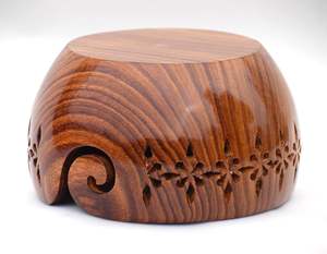 Bol de fil artisanal en bois stockage accessoires de tricot et de crochet bol poli de qualité supérieure - Product Image 3