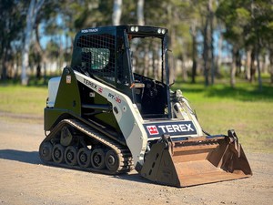 Minicargadora de orugas de goma TEREX PT30 ASV 2011 con motor Yanmar de alta eficiencia, 4 años de garantía, bomba de motorreductora - Product Image 2