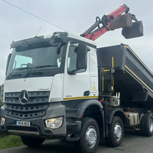 Véhicules d'occasion Arocs 3240 8X4 Tipper avec benne à benneuses, prêts pour une livraison rapide - Product Image 1