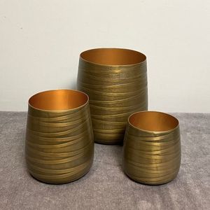 Maceta de metal moderno de lujo martillado diseño superventas Oro Negro Plata maceta para esquinas laterales - Product Image 3