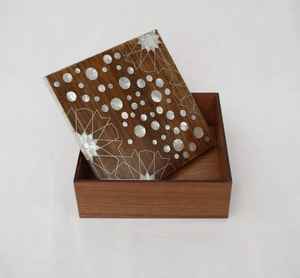 Exquisite wooden Candy Box with Handcrafted Shell Inlay Lid Luxurious Arabic Gift Box Perfect Ramadan Eid Wedding Celebrations - Product Image 5