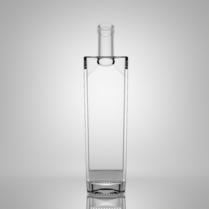 Calcomanía personalizable Botella de vidrio de licores cuadrados de 700ml con base pesada y tapón de corcho para marcas de whisky Vodka <span class=keywords><strong>Gin</strong></span> - Product Image 1