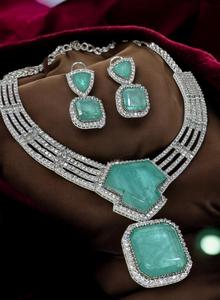 Fantaisie qualité supérieure CZ Zircon diamant Doublet Designer ensemble avec boucles d'oreilles collier ensemble pour mariage porter fête porter pour les femmes - Product Image 3