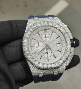 Reloj de lujo para hombre con correa personalizada Diseñador de la marca Hombres Relojes de cuarzo Hip Hop Moda Moissanite Diamond Watch con logotipo personalizado - Product Image 2