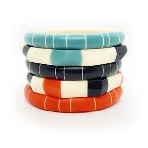 Nuevo Brazalete de Resina Redonda con Diseño de Cuentas, Pulseras Modernas y Elegantes para Mujer - Product Image 1