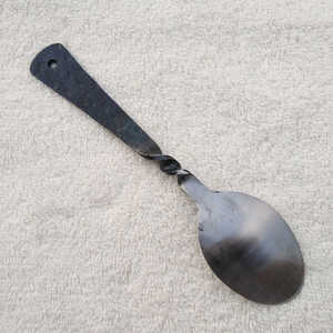 Cubiertos de cocina de acero inoxidable de la mejor calidad, utensilios completos de Chef pulido que incluyen cucharas de postre, cuchillos tipo Clip - Product Image 5