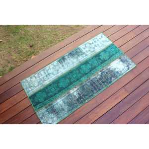 Alfombra Turca Pequeña de 1.9x3.6 pies, Alfombra de Lana Vintage con Borde Verde - Product Image 2