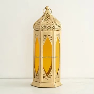 Verre coloré marocain fer bougie lanterne or fini pour la maison et le jardin éclairage décoratif lanternes suspendues - Product Image 1