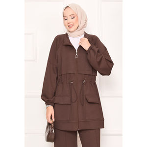 Ensemble hijab deux pièces marron café, style décontracté avec taille ajustable et détail poche - Product Image 2