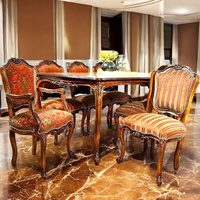 Ensemble de table à manger en teck massif artisanal avec chaises rembourrées |   Meubles de salle à manger modernes et luxueux pour appartements et hôtels |   Java