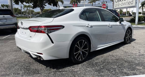 4T1M11AK3LU988999 รถยนต์ซีดานขนาดกลาง ปี 2020 ขับเคลื่อนล้อหน้า เครื่องยนต์ 2.5 ลิตร 4 สูบ 203 แรงม้า แรงบิด 250 นิวตันเมตร เกียร์อัตโนมัติ 8 สปีด ความเร็วสูงสุด 210 กม./ชม. ประหยัดน้ำมัน ไมล์น้อย - Product Image 4