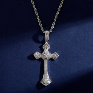 Vente en gros Pendentif croix en or massif 10 carats Bijoux en diamant personnalisés avec placage au rhodium Style HipHop classique pour femmes - Product Image 1