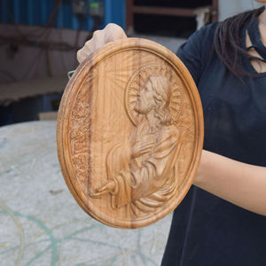 Style vintage Jésus prière sculpture sur bois religieux décor à la maison Jésus Christ Statue Sainte Figurine autre décoration murale - Product Image 5