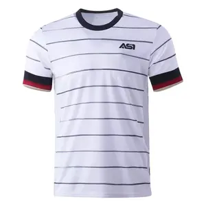 맞춤형 축구 저지 및 스포츠웨어 클럽 팀 축구 키트 원래 저렴한 가격 승화 축구 유니폼