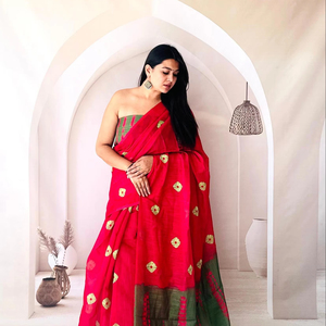 Sari de algodón y seda de lino fluido con estampado de flores digitales y blusa de contraste con estampado digital perfecto para celebración - Product Image 1