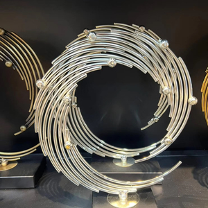 Pièce maîtresse de table décorative de conception ronde élégante pièce maîtresse pour bureau décor d'événement affichage de cadeau accent moderne - Product Image 1