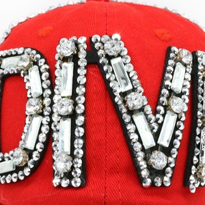 Casquette en diamant avec logo personnalisé pour femmes, couleur rouge, casquette de baseball sport en diamant brillant avec strass - Product Image 4