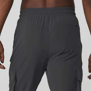 Pantalons durables en ripstop pour hommes pour l'extérieur - Résistants à l'eau, design multi-poches, parfaits pour la randonnée et le camping - Product Image 5