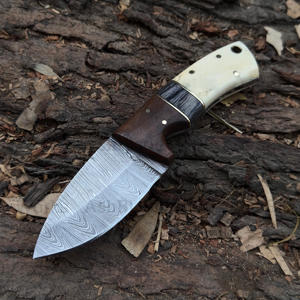 Cuchillo Skinner de acero de Damasco hecho a mano con Funda de cuero Mini cuchillo Skinner regalo para él regalo del Día del Padre. - Product Image 1