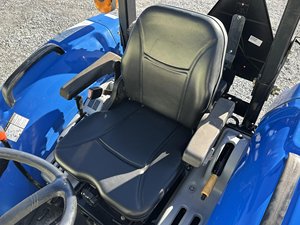 รถแทรกเตอร์นิวฮอลแลนด์ บูมเมอร์ 47 TS100 T7.270 45 แรงม้า เกียร์อัตโนมัติ พร้อมปั๊มเครื่องยนต์ ชุดเกียร์ แบริ่ง และระบบขับเคลื่อน 4 ล้อ - Product Image 5