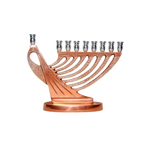 Bougeoir trou décoratif pour la maison fabriqué à la main en relief avec du vernis pour la menorah de bougie décorative de table et de salon - Product Image 6