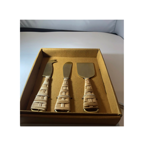 Juego de 3 cuchillos para queso de acero inoxidable y latón con mango de ratán para hoteles y restaurantes a un precio razonable - Product Image 3