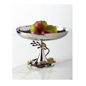 Bol de service en métal avec motif de feuilles dorées design, bol à salade, vaisselle, bol à nourriture, articles pour la maison et la cuisine - Product Image 4