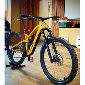 Disponibile Ora: Bicicletta Elettrica TrekS Fuel EXe 9.9 XX1 AXS - Product Image 1