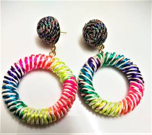 Pendientes de gota de coco en forma de pez dorado hecho a mano, diseño de anzuelo de moda con diamante, joyería de aro de coco pintada a mano - Product Image 2