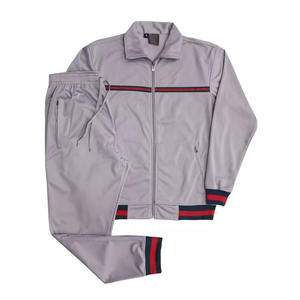 Vente en gros de vêtements de sport de haute qualité 95% polyester 5% spandex tissé extensible dans les quatre sens survêtements pour hommes avec deux poches - Product Image 3