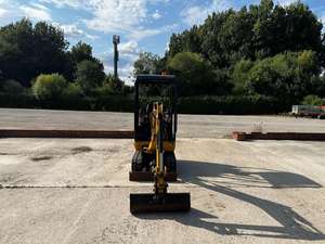 Utilisé pour la mini-pelle sur chenilles CAT 301.4C Meilleur prix Machines de terrassement Creuseur hydraulique sur chenilles Moteur Isuzu Vente KYB - Product Image 3