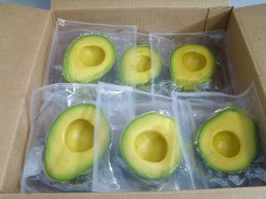 Distribuidor vietnamita de aguacate congelado al por mayor, oferta de trozos, mitades y puré de aguacate congelado para exportación - Product Image 2