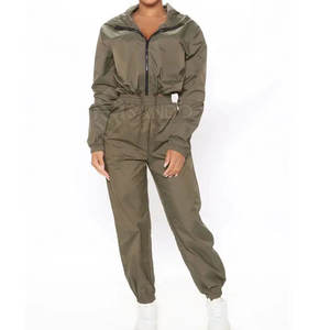 Conjunto cortavientos para mujer de calidad premium a prueba de viento para invierno Tallas grandes Patrón sólido - Product Image 1