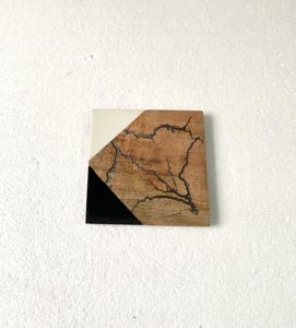 Posavasos de diseño clásico de alta calidad, posavasos de resina y madera de acacia, grabado personalizado, estilo europeo, para bebidas, mesa usada - Product Image 6