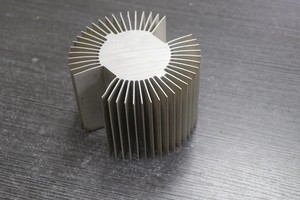 Herramientas de Extrusión de Perfiles de Aluminio para Carcasas Personalizadas - Product Image 3