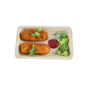 Assiettes carrées jetables biodégradables de haute qualité en feuille de palmier pour les mariages et les événements d'entreprise. - Product Image 5