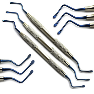 Curette dentaire Lucas en acier inoxydable, instrument chirurgical ergonomique manuel, classe CE I, modèle WPS-LBC-01, argent - Product Image 1