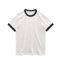 T-shirt homme jaune moutarde à col rond et manches courtes en coton, coupe classique, couleur unie, avec bordure contrastante, pour un style décontracté
