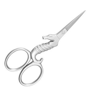 Ciseaux à ongles professionnels en acier inoxydable de haute qualité, légers, design incurvé, contrôle des cuticules, durables, Pakistan - Product Image 3