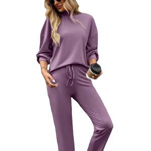 ชุดออกกำลังกายลำลองสำหรับผู้หญิง ดีไซน์เพื่อความสบาย สไตล์ทันสมัย และประสิทธิภาพในการใช้งานประจำวัน - Product Image 1