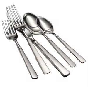 Juego de Cubiertos de Diseño Clásico con Mango de Acero y Madera para un Toque Sofisticado en la Decoración de su Cocina o Comedor - Product Image 3