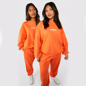 Pantalones de chándal de lana para mujer de calidad superior en naranja Todos los tamaños Pantalones de verano con cordones Bolsillos laterales Decoración pintada - Product Image 2