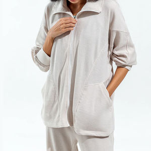 Nueva llegada al por mayor de las mujeres conjuntos de chándal superventas de algodón transpirable logotipo personalizado mujeres patrón suelto chándales - Product Image 5