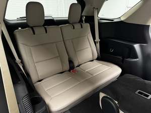 Increíble Ford Explorer XLT AWD 2023 Usada en Perfectas Condiciones con Poco Kilometraje en Existencia, Oferta Increíble que No Querrás Perder - Product Image 3