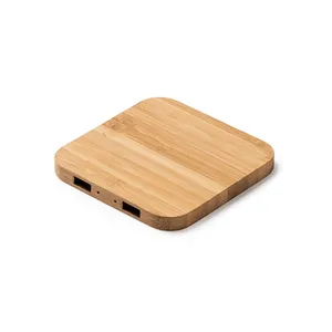 Base di Ricarica Wireless Personalizzata Tallio per Gadget da Ufficio - Product Image 1