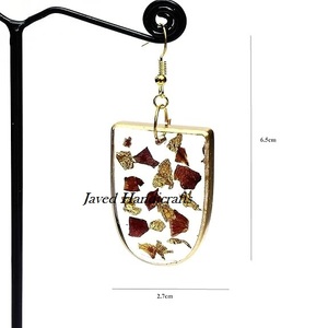 ต่างหูเรซินย้อนยุคพร้อมอุปกรณ์ปาร์ตี้งานทำมือไข่มุกสำหรับงานแต่งงานและของขวัญ - Product Image 4