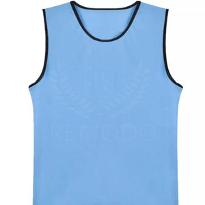 ผ้ากันเปื้อนสำหรับฝึกซ้อมแบบพลิกกลับได้ออกแบบมาเพื่อเปิดและปิดได้ง่ายในระหว่างการฝึกซ้อมแบบย้อนกลับได้อย่างรวดเร็ว - Product Image 6