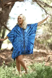 เดรสชายหาดคอกลมมัดย้อมสำหรับผู้หญิงมาใหม่ฤดูร้อนชุดเดรสชายหาดผ้าใยสังเคราะห์พร้อมรอบเอวธรรมชาติที่ยั่งยืนและซักได้ - Product Image 4