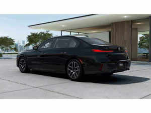 BMW Serie 7 760i xDrive AWD 760i Sedán de 4 Puertas, Modelo 2025, Diseño Refinado - Product Image 3