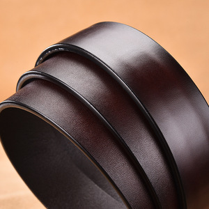 Cinturón Casual de Cuero Vacuno Genuino para Hombre con Logotipo Personalizado y Hebilla Automática de Aleación - Product Image 3